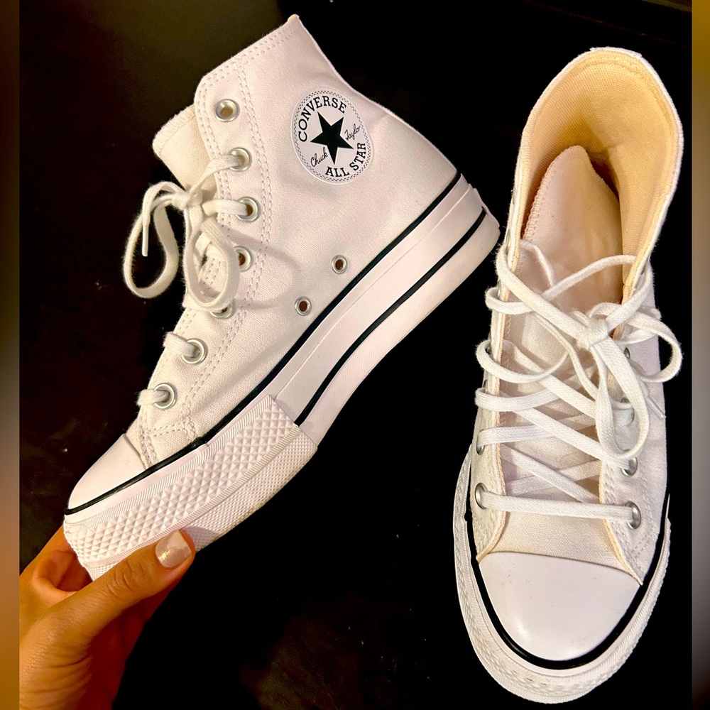 Platform converse